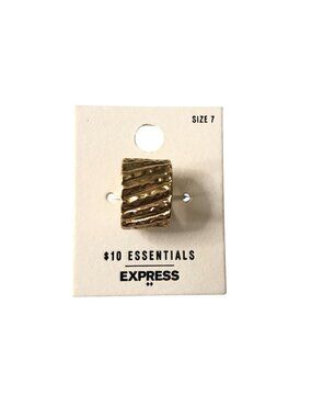 Express Essentials Textured Gold Tone Statement Ring Size 7